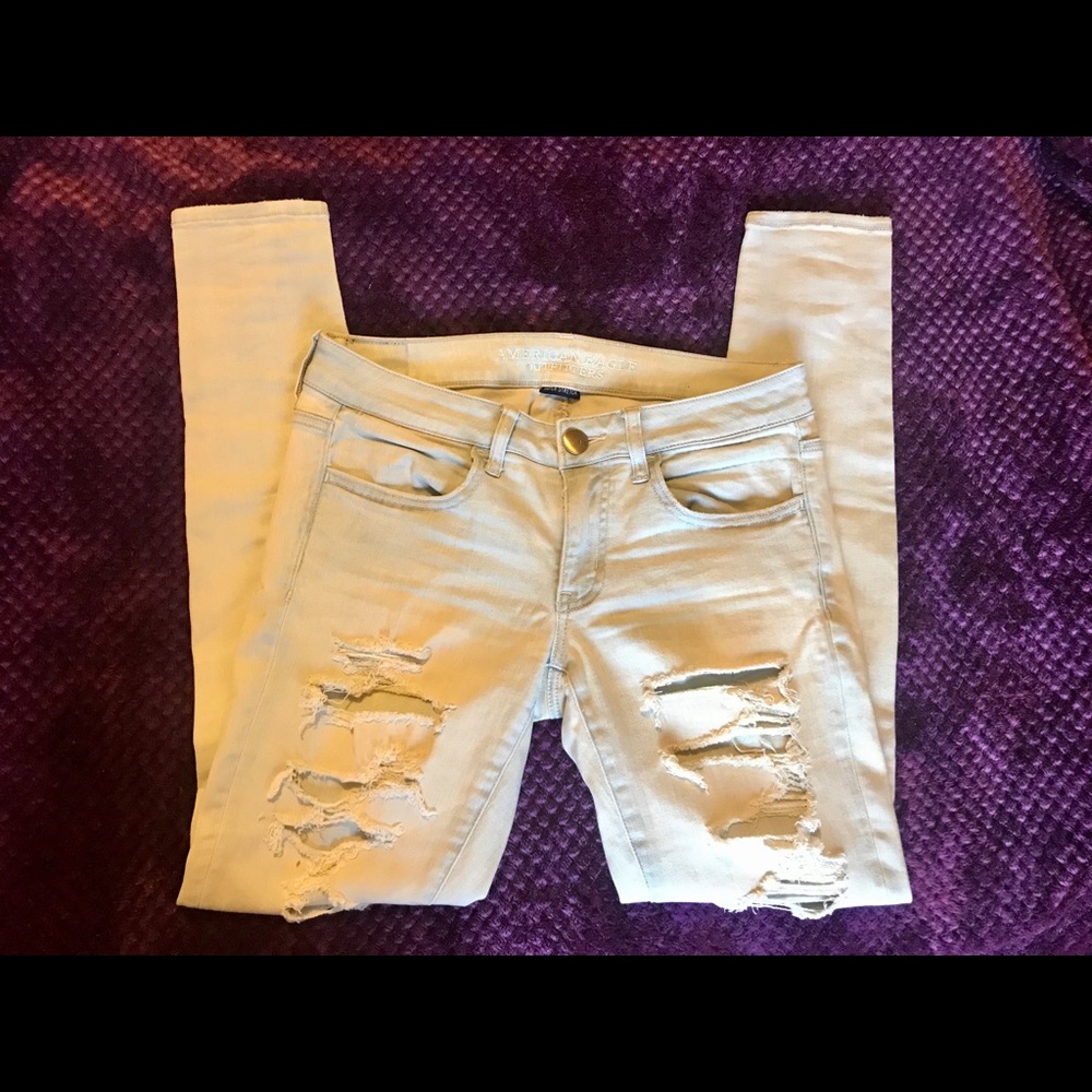 American Eagle Super Low Rise Jegging Distressed